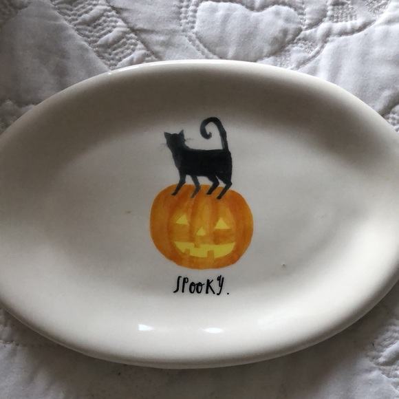 Bundle small oval Rae Dunn Halloween - Picture 2 of 3